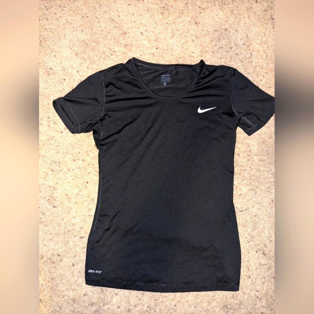 Nike women's dri fit T-shirt large